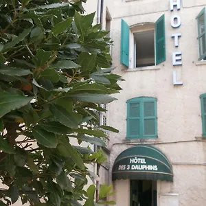 hotel-trois-dauphins.fr-provencehotel.com/