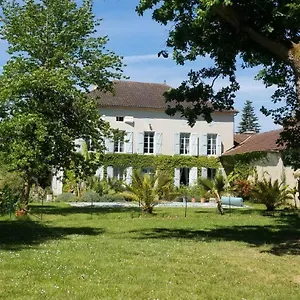domaine-lacassagne.midi-pyreneeshotels.com/